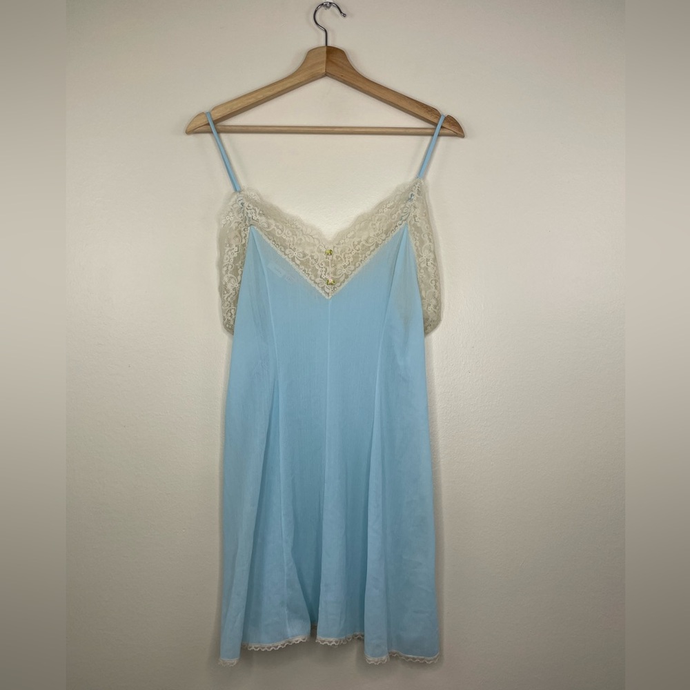 Vintage 70s Gilda Lady Lynne Lingerie Slip